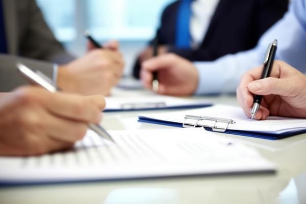 企業(yè)如何制定應(yīng)對法規(guī)策略，企業(yè)應(yīng)對法規(guī)策略的