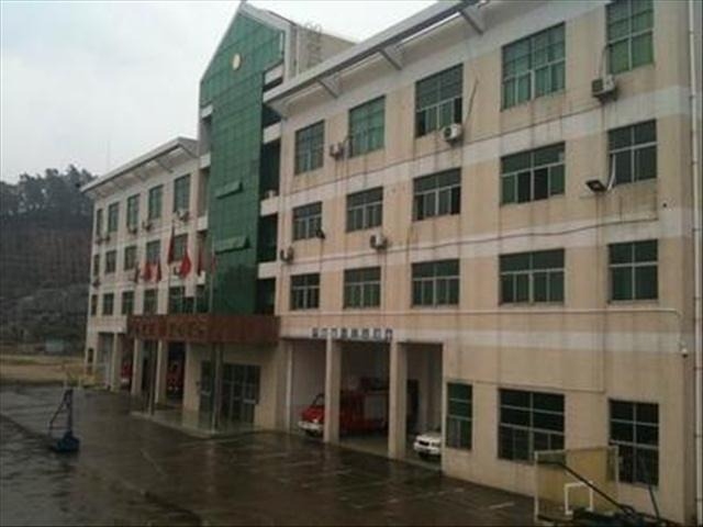 鋼結(jié)構(gòu)廠房監(jiān)測頻率，鋼結(jié)構(gòu)廠房安全監(jiān)測頻率標準與實施指南，鋼結(jié)構(gòu)廠房安全監(jiān)測頻率標準與實施指南 行業(yè)新聞 第4張