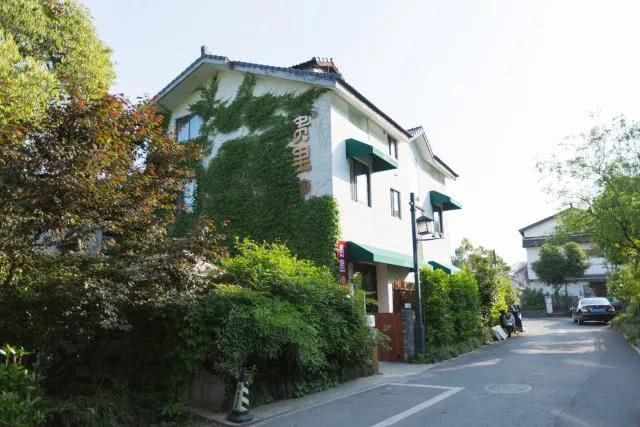 民宿設(shè)計(jì)欣賞心得體會，幾種不同風(fēng)格的標(biāo)題供你參考，你可以根據(jù)實(shí)際需求進(jìn)行選擇，，文藝風(fēng)，邂逅民宿美學(xué)，設(shè)計(jì)欣賞與心靈感悟，實(shí)用風(fēng)，深度剖析，民宿設(shè)計(jì)的精妙之處及心得分享，活潑風(fēng)，哇塞！民宿設(shè)計(jì)太贊啦——我的欣賞心得大公開 行業(yè)新聞 第4張